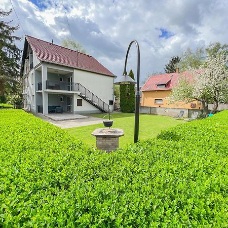 Mihi Apartman Balatonvilágos Exterior foto