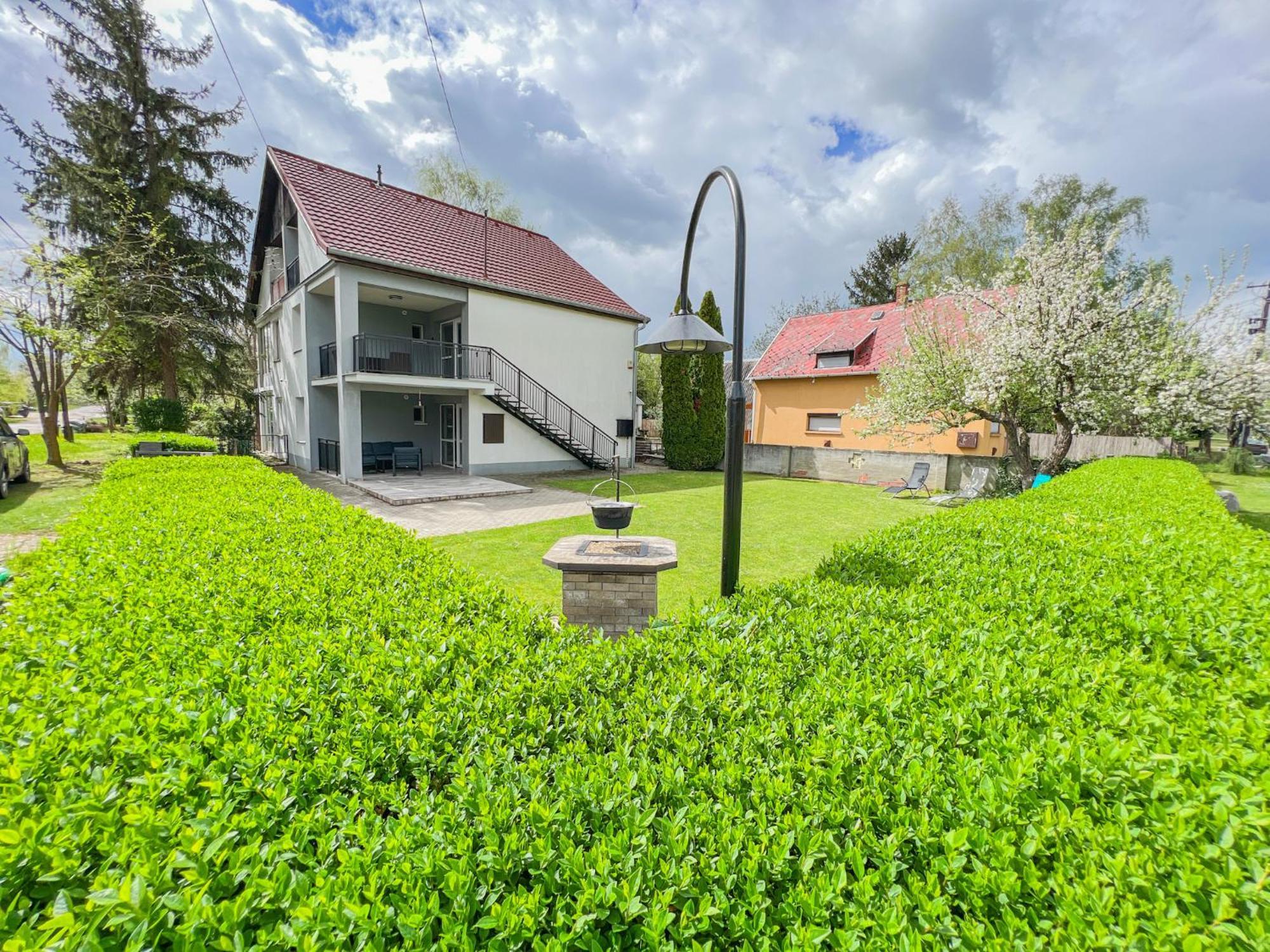 Mihi Apartman Balatonvilágos Exterior foto